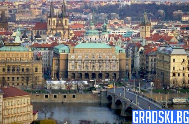 Стрелба в центъра на Прага: десетки убити и ранени